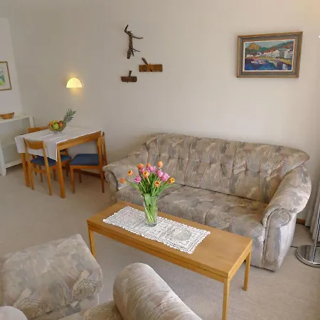 Promenade - Utoring-55 By Interhome * ארוזה